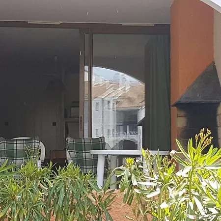 Lejlighed T2 Calme Avec Terrasse Et Acces A La Piscine Au Bord Du - Fr-1-195-77